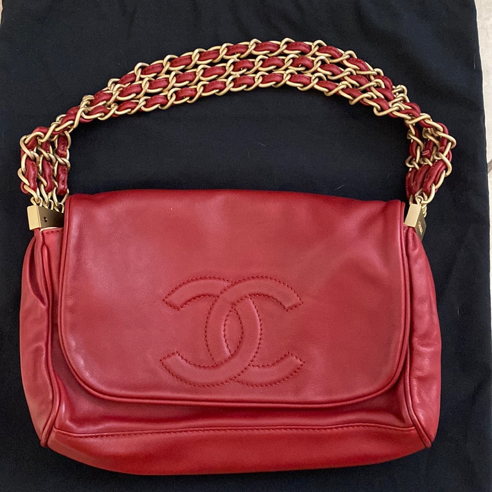 CHANEL Red bag